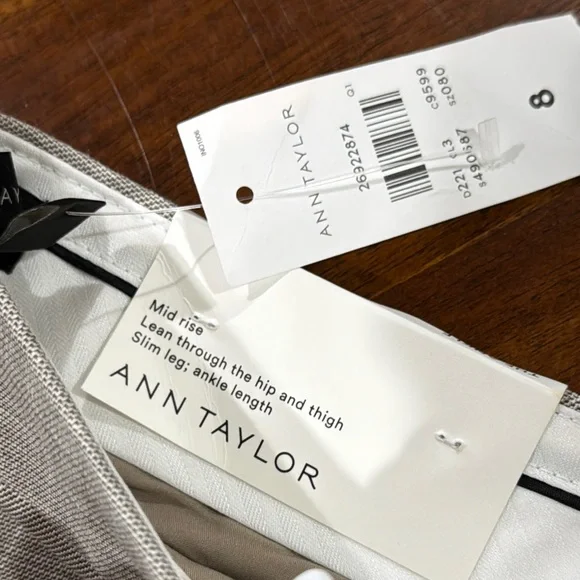 Ann Taylor The Ankle Dress Pants size 8 - Picture 3 of 4
